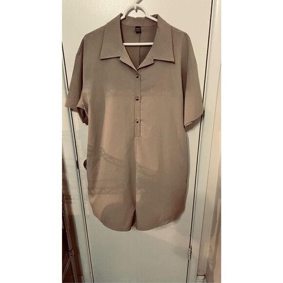 SHEIN Tan Half Button Romper womens SZ XL - Picture 1 of 9
